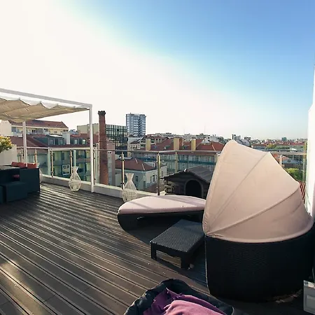 Apartment Charming Penthouse With Private Terrace Lisbon